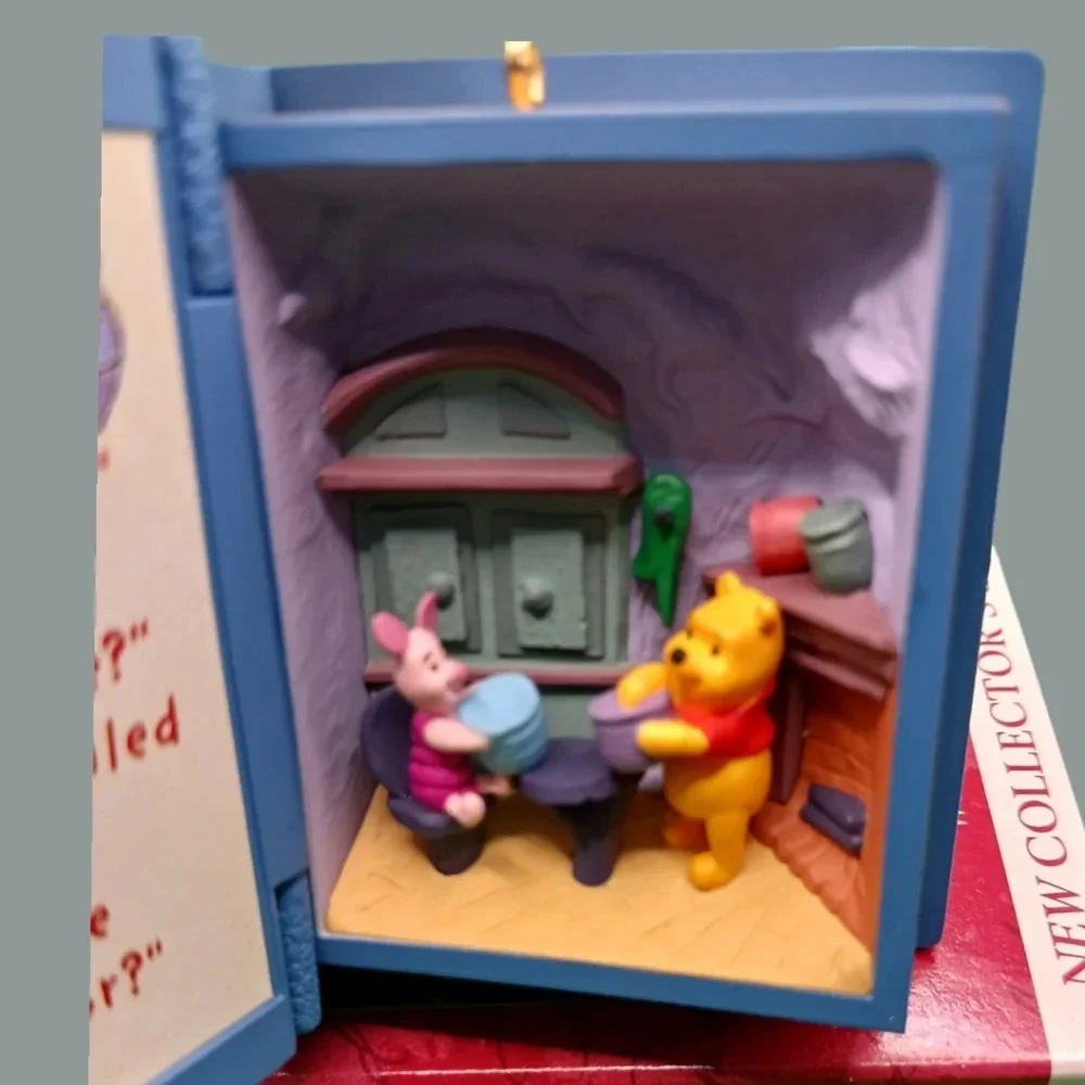 Hallmark  a visit piglet winnie the pooh 1998 christmas ornament